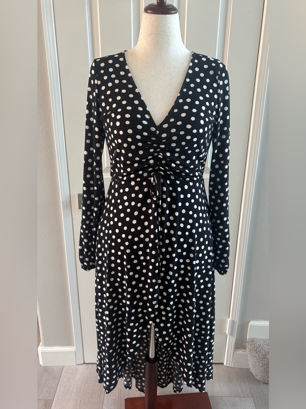VENUS | Black & White Polka Dot Midi Dress | Sz L | VGC